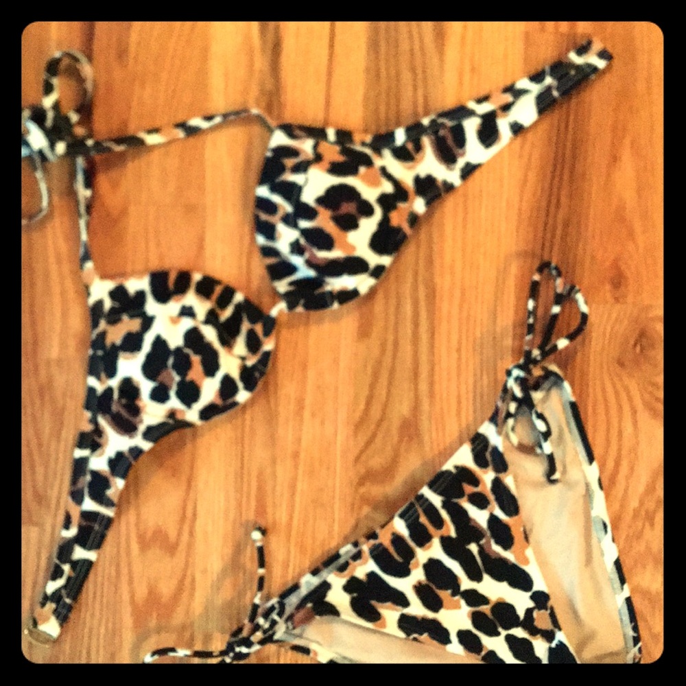 Victoria’s Secret Very Sexy Bikini 34a/S